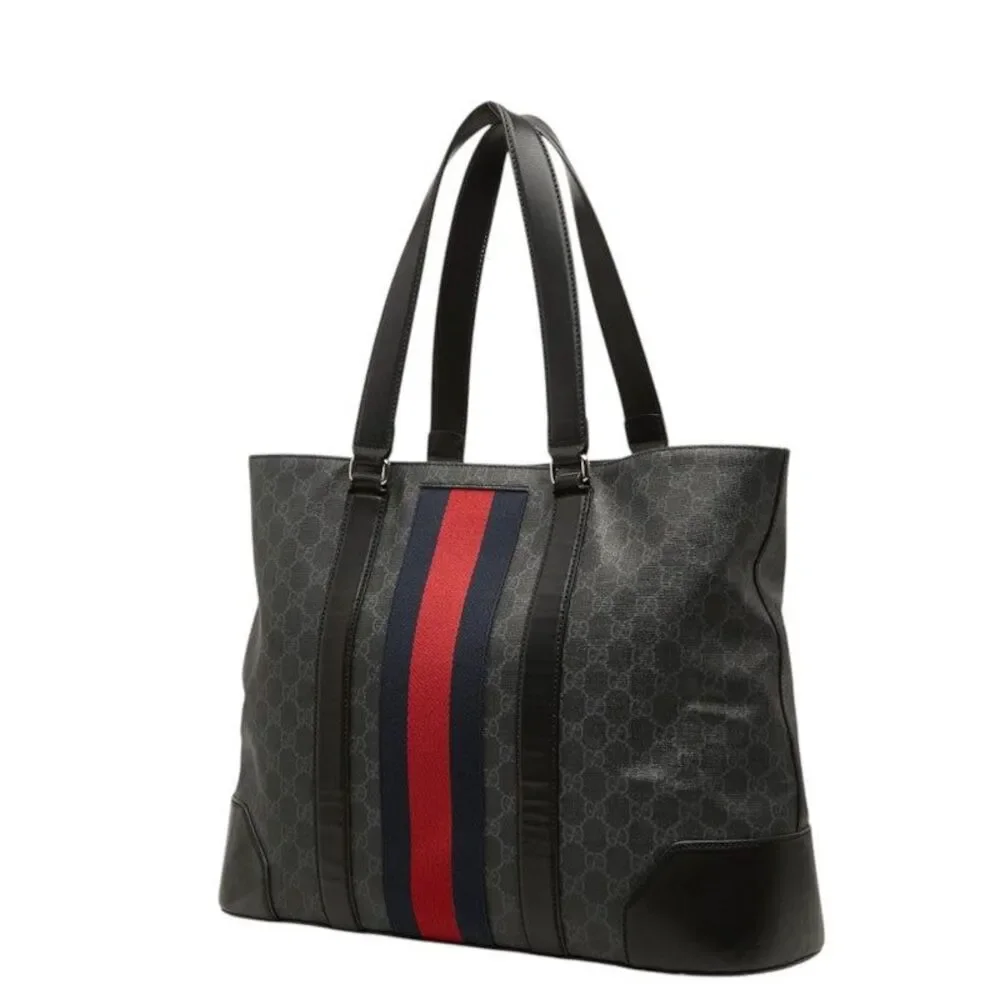 Gucci delivery duty